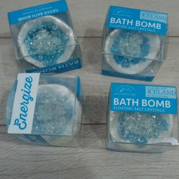 Village Naturals Aromatherapy Geode Bath Bomb - Picture 3 of 3